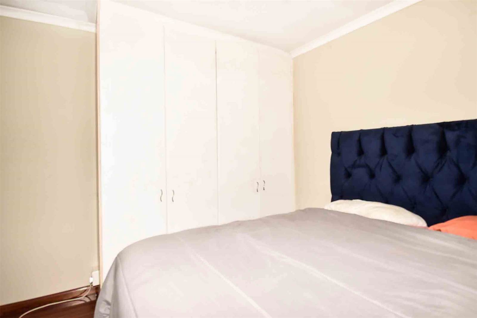 3 Bed Townhouse in Radiokop photo number 12