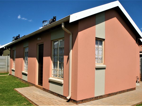 3 Bedroom House 3 Bedroom House