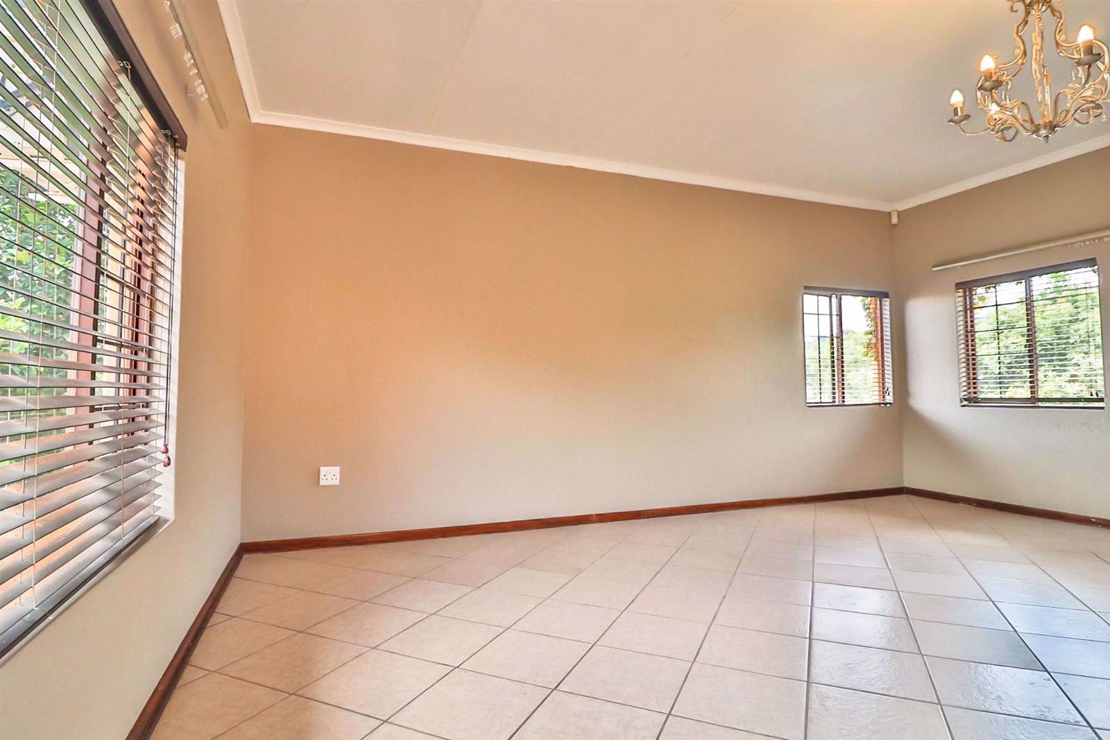 3 Bed House in Nelspruit photo number 16