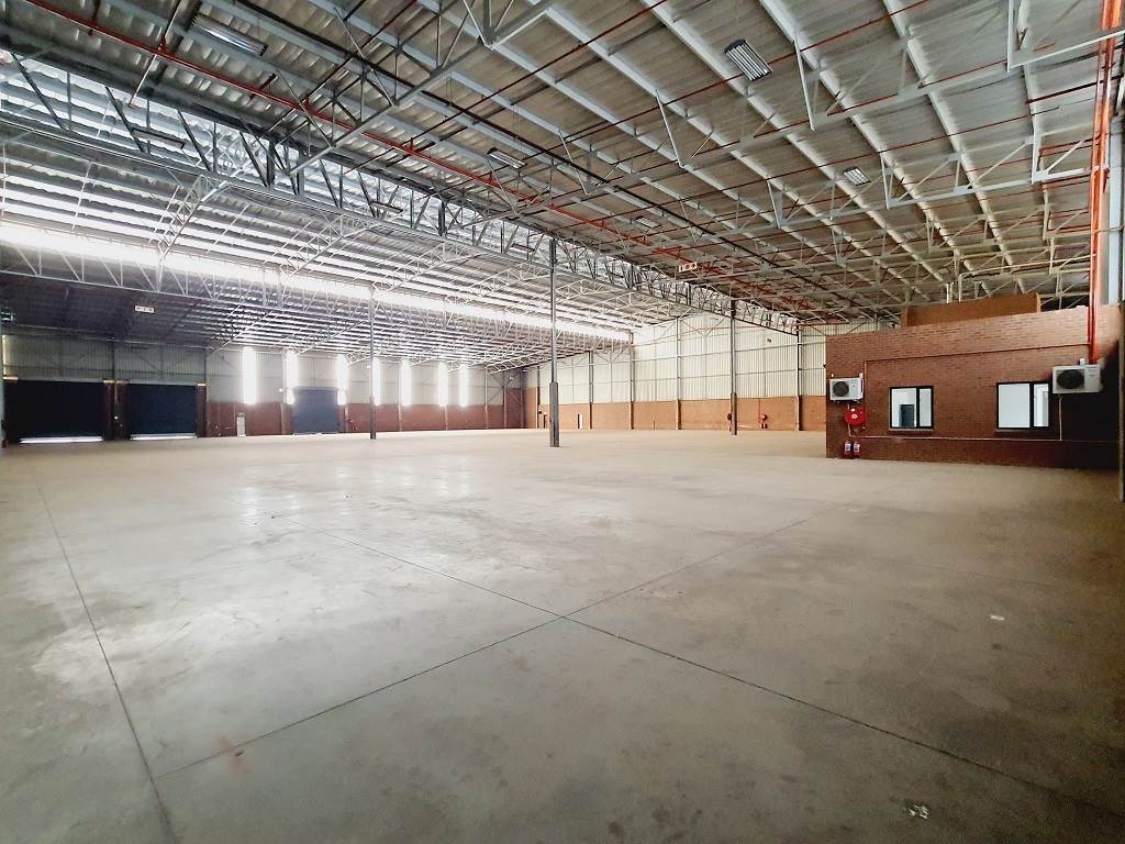 3893  m² Industrial space in Pomona photo number 10