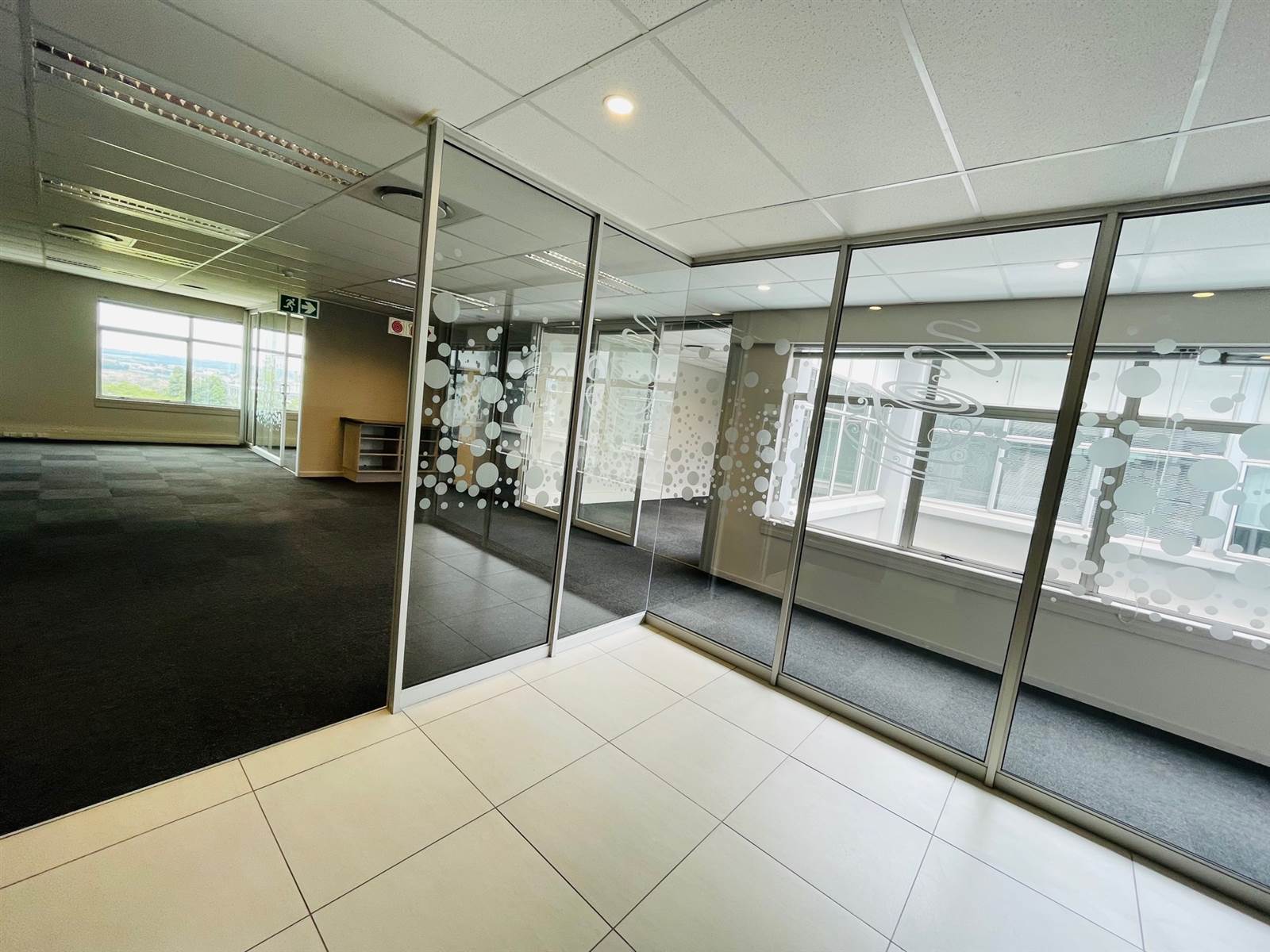 350  m² Commercial space in Sandown photo number 8