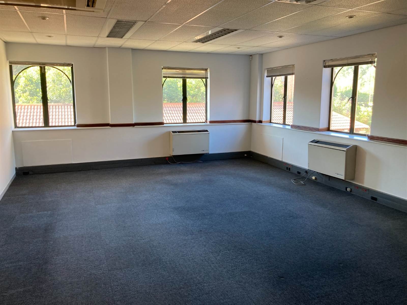 1014  m² Commercial space in Rivonia photo number 5
