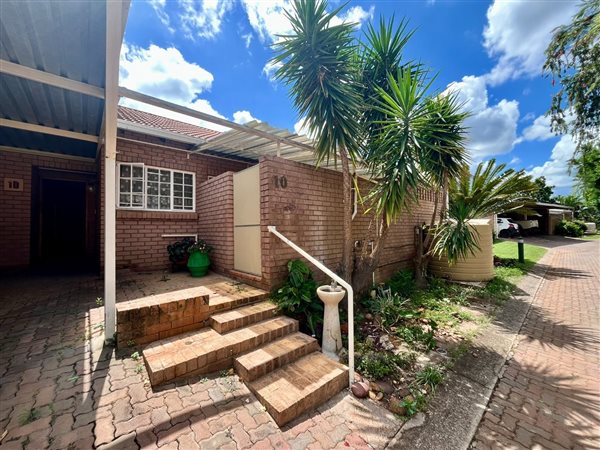 2 Bedroom Flat 2 Bedroom Flat