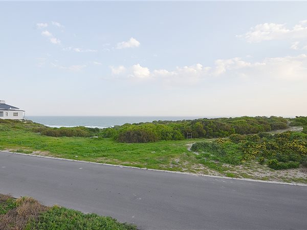928 m² Land available in Yzerfontein
