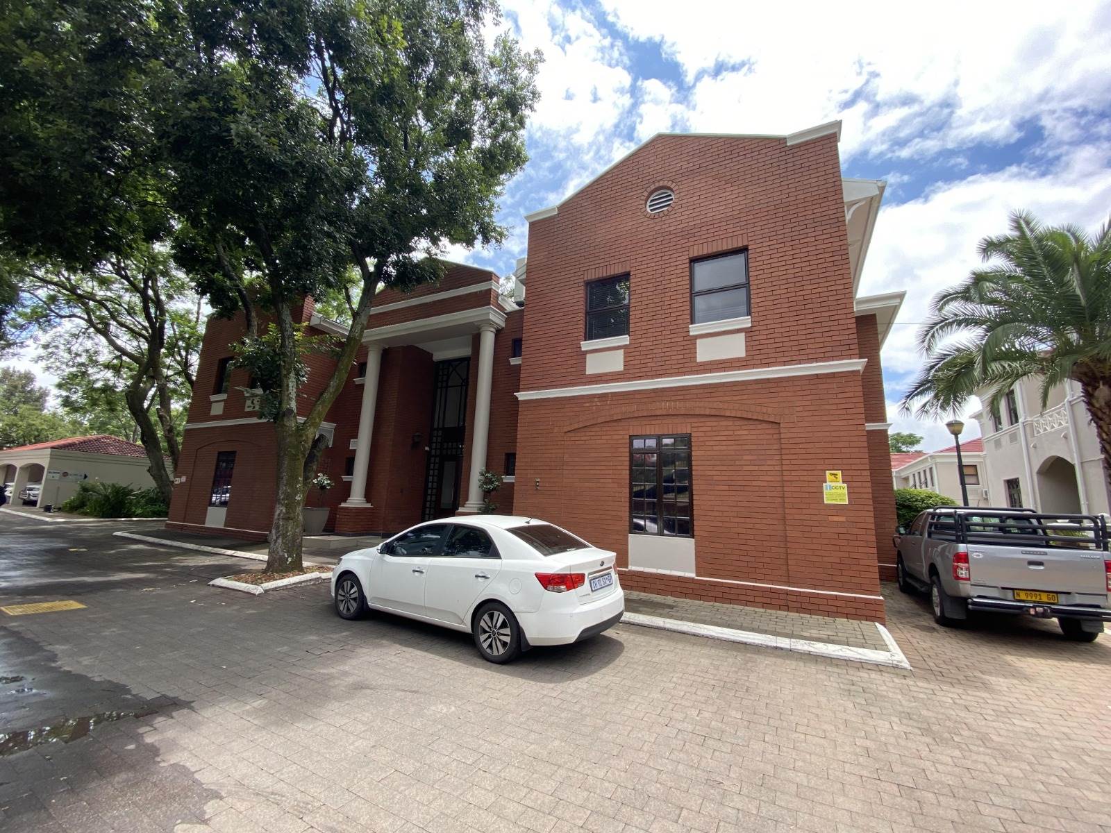 630  m² Commercial space in Rivonia photo number 2