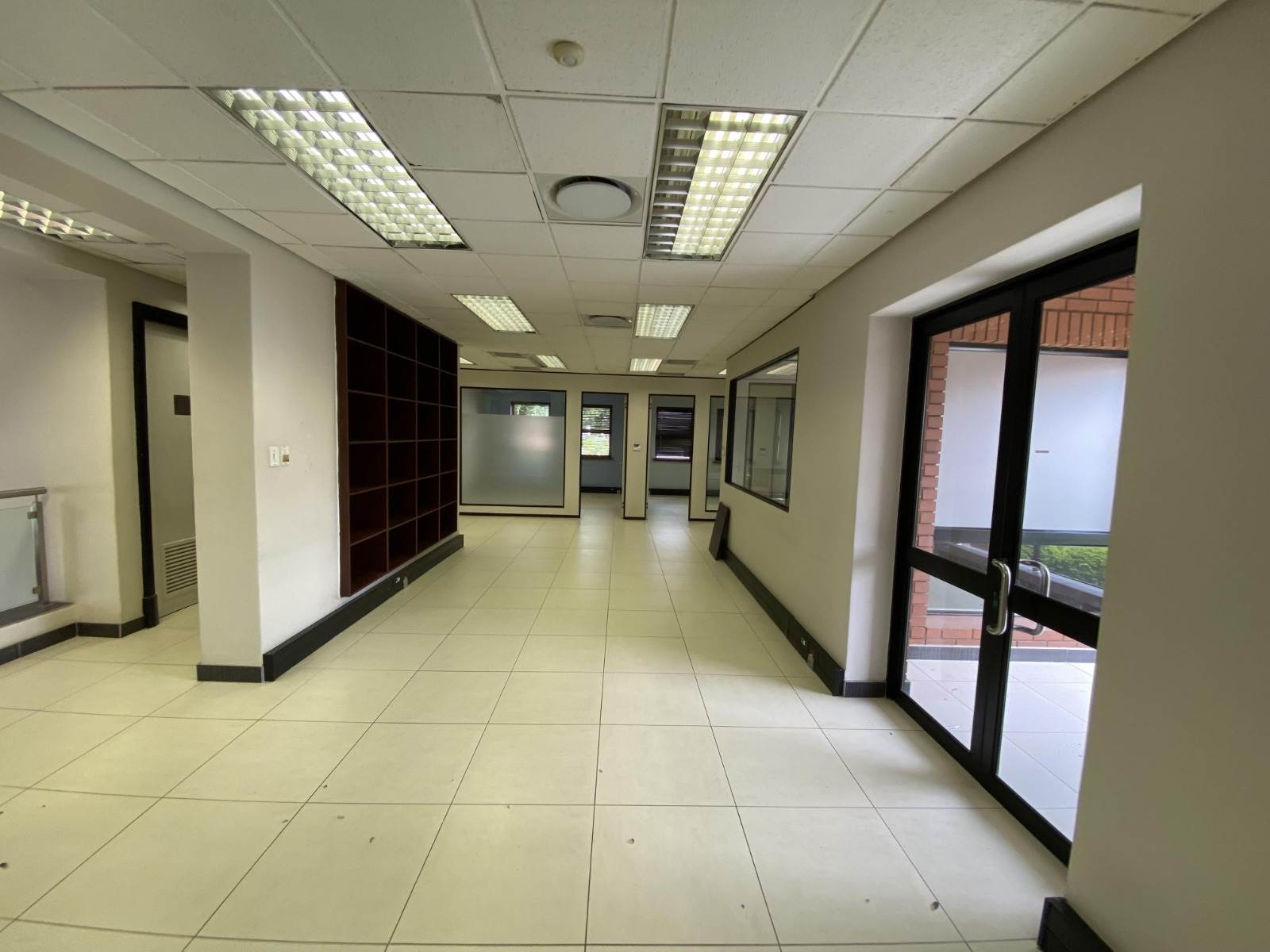 630  m² Commercial space in Rivonia photo number 27