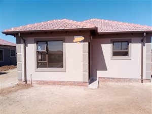 3 Bed House in Golden Gardens