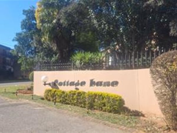 2 Bedroom Townhouse 2 Bedroom Townhouse