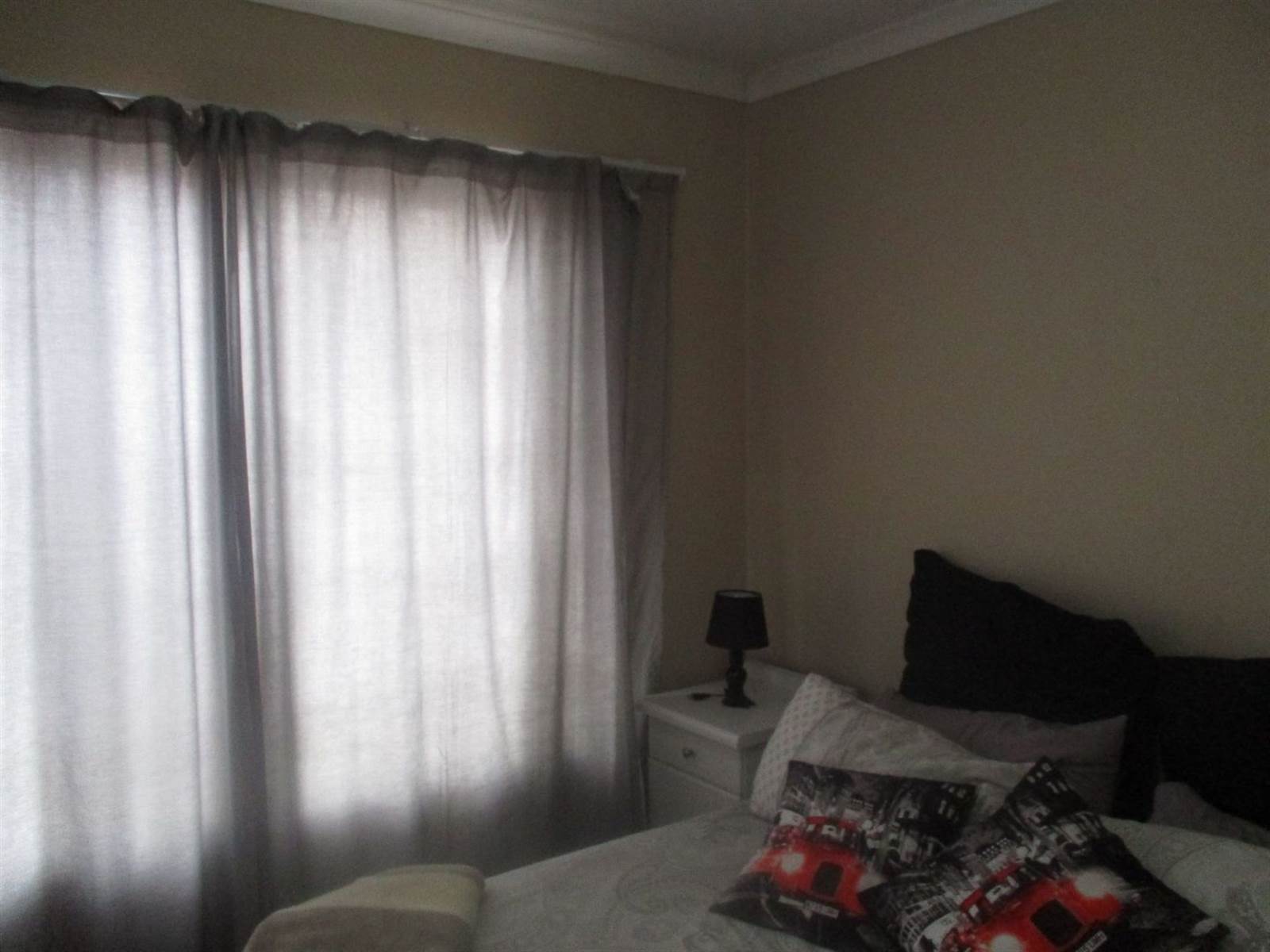 2 Bed House in Potchefstroom Central photo number 2