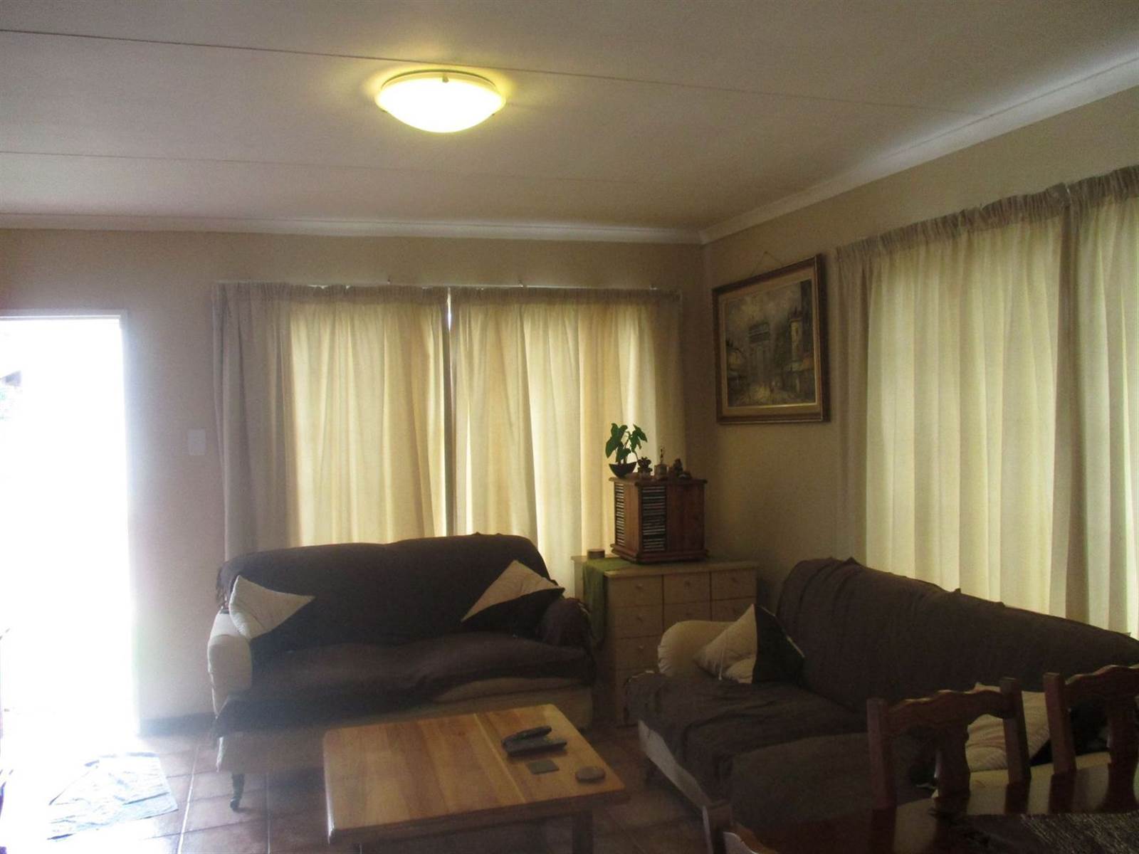 2 Bed House in Potchefstroom Central photo number 16