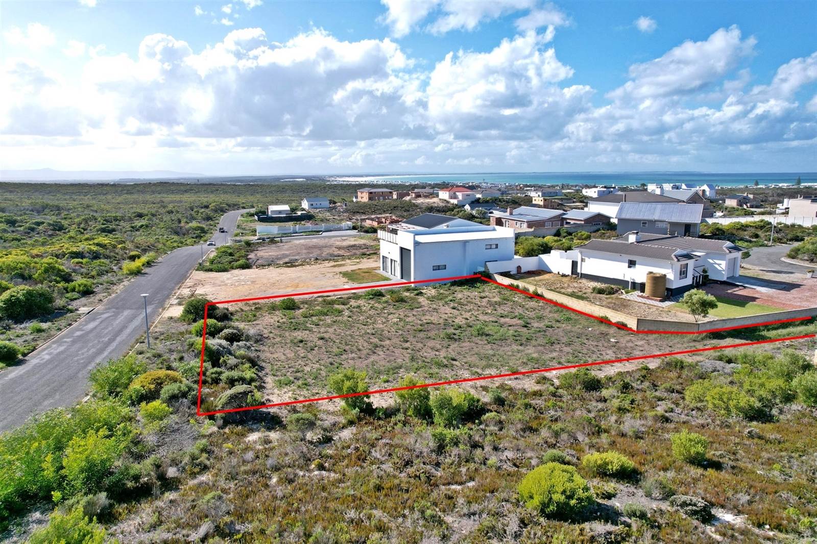 932 m² Land available in Struisbaai photo number 8