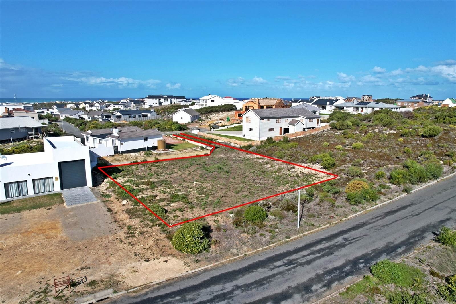 932 m² Land available in Struisbaai photo number 3