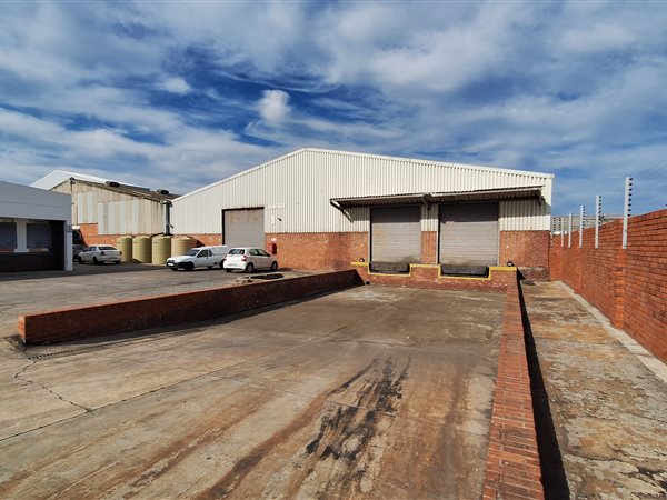 1 380  m² Industrial space