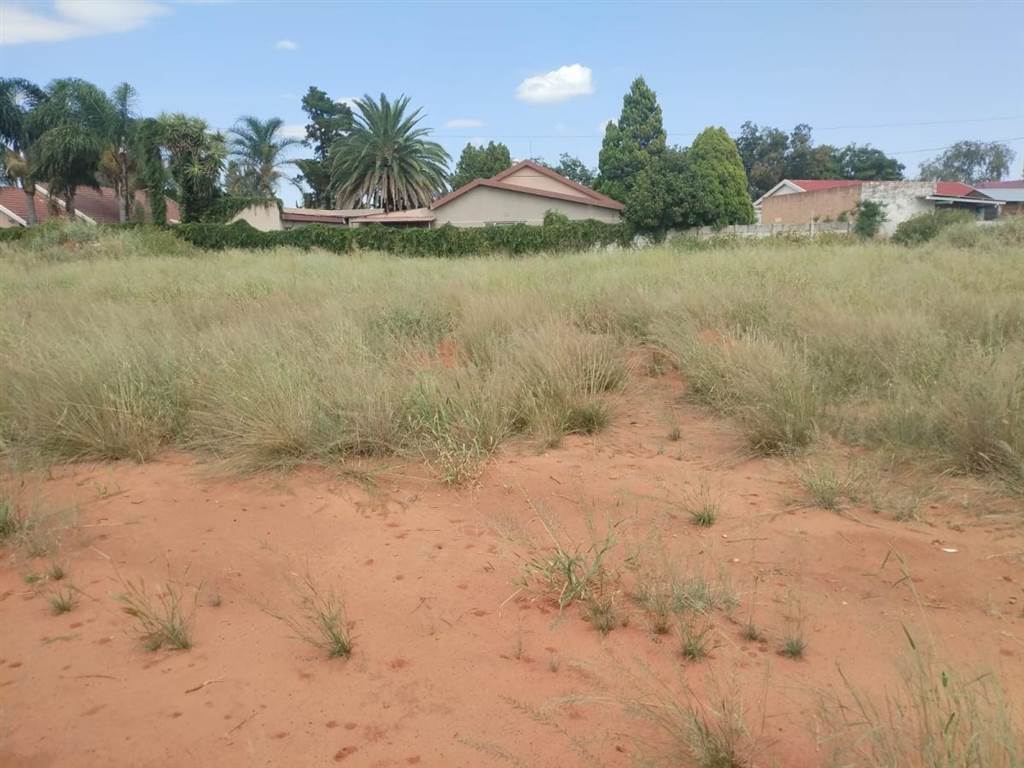 2243 m² Land available in Stilfontein photo number 11