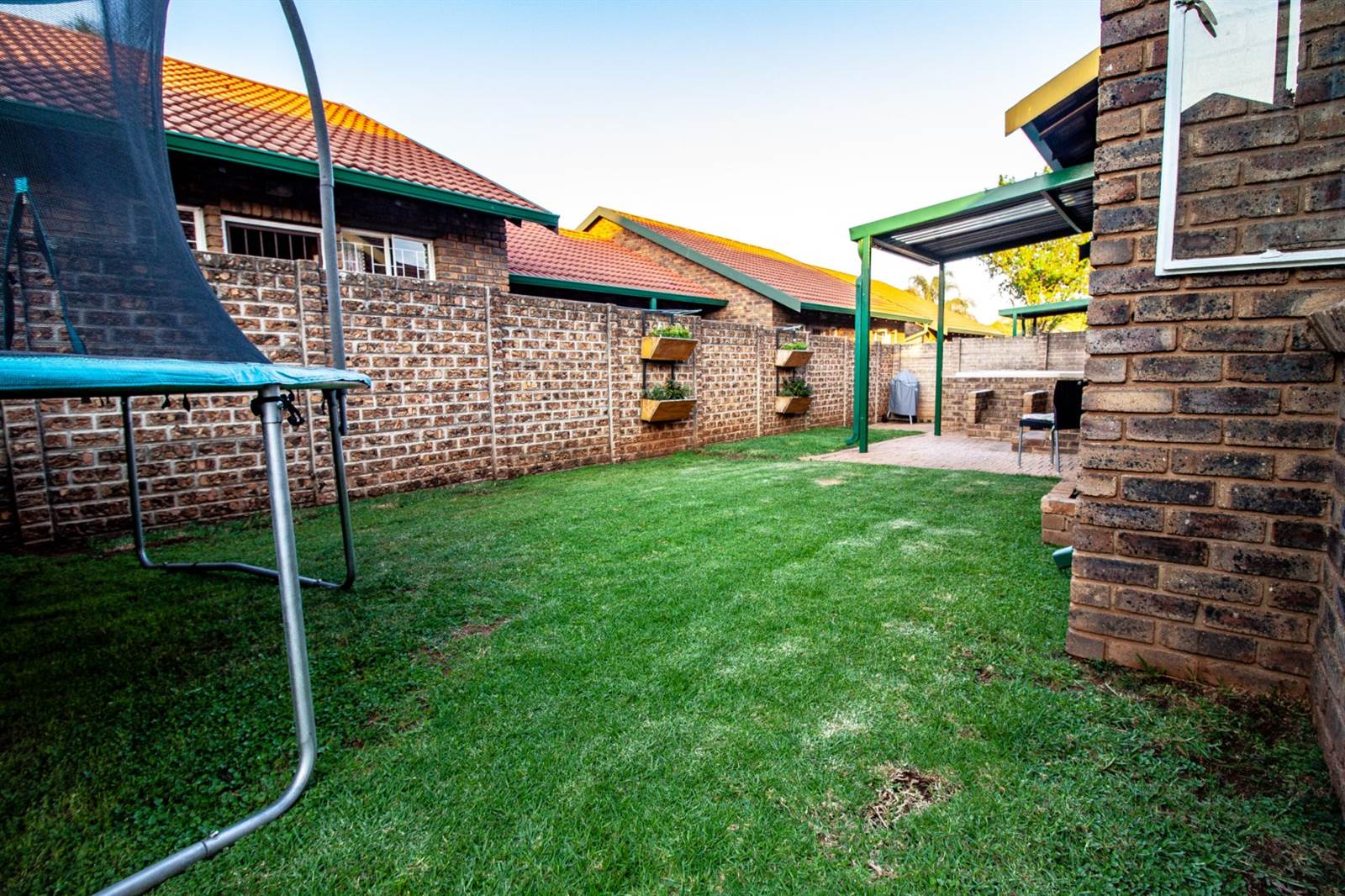 3 Bed Apartment in Highveld photo number 9