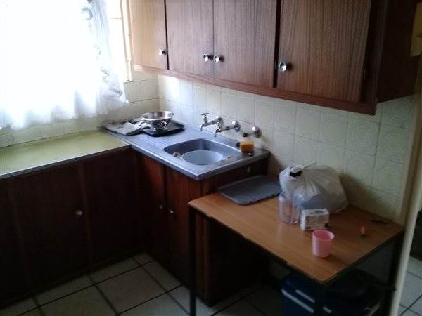2 Bed Townhouse in Kroonstad photo number 29