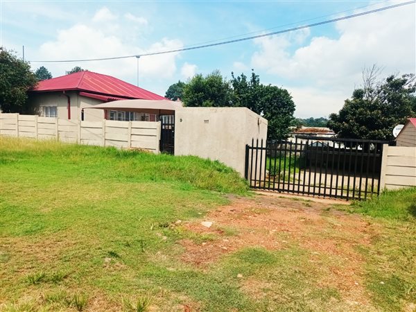 1 Bed House in Krugersdorp North