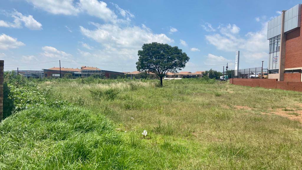 2488 m² Land available in Witbank Central photo number 5