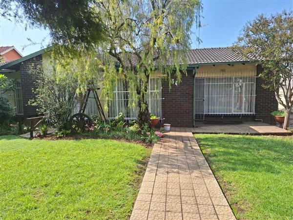 3 Bedroom House 3 Bedroom House