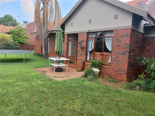 3 Bed Townhouse in Flamwood