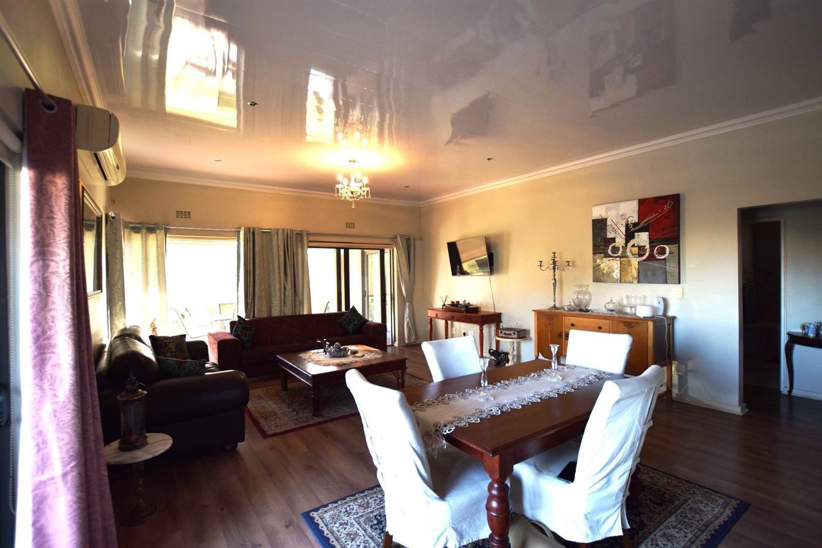 2 Bed House in Plattekloof photo number 6
