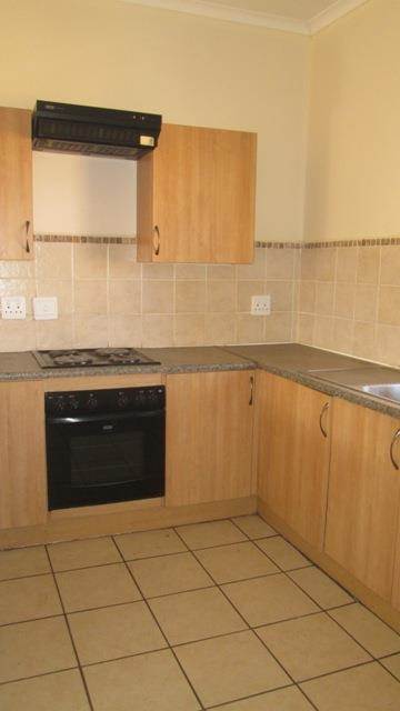 3 Bed Apartment in Lydenburg photo number 4