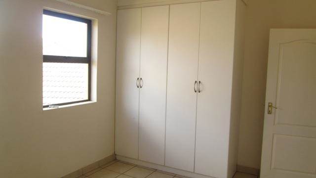3 Bed Apartment in Lydenburg photo number 7