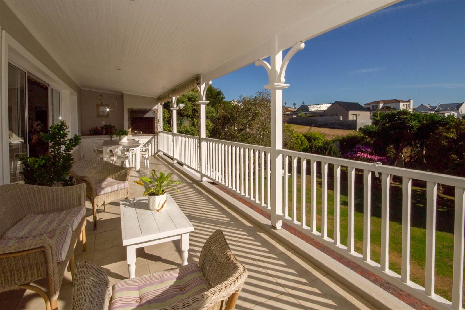 3 Bed House in Plettenberg Bay photo number 2