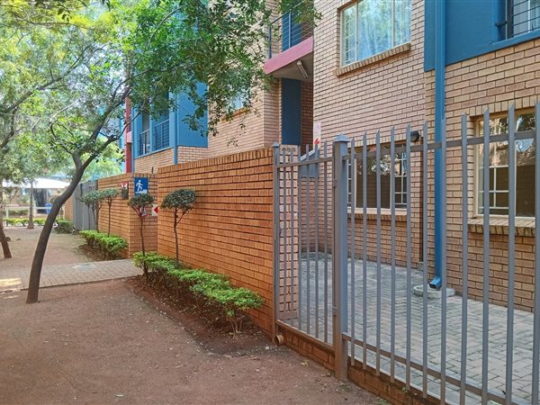 2 Bedroom Townhouse 2 Bedroom Townhouse