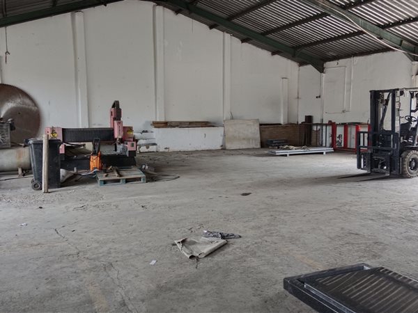 640  m² Commercial space in Brakpan Central