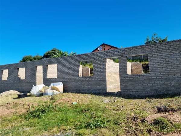 1078 m² Land available in Shallcross
