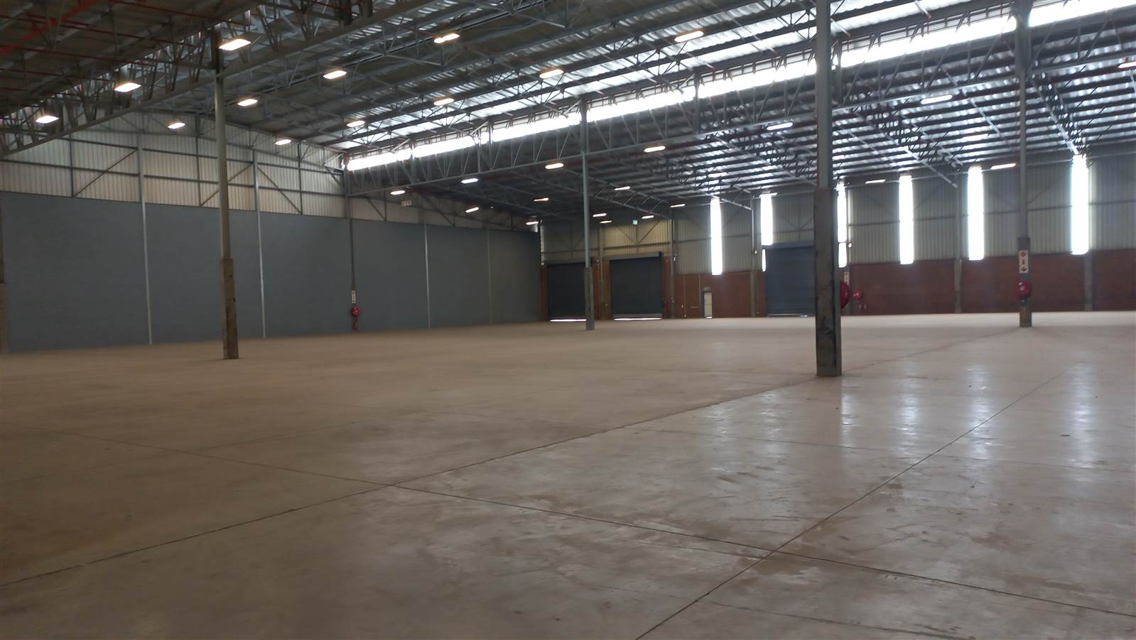3983  m² Industrial space in Pomona photo number 4