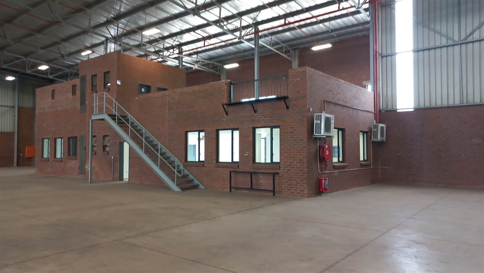 3983  m² Industrial space in Pomona photo number 11