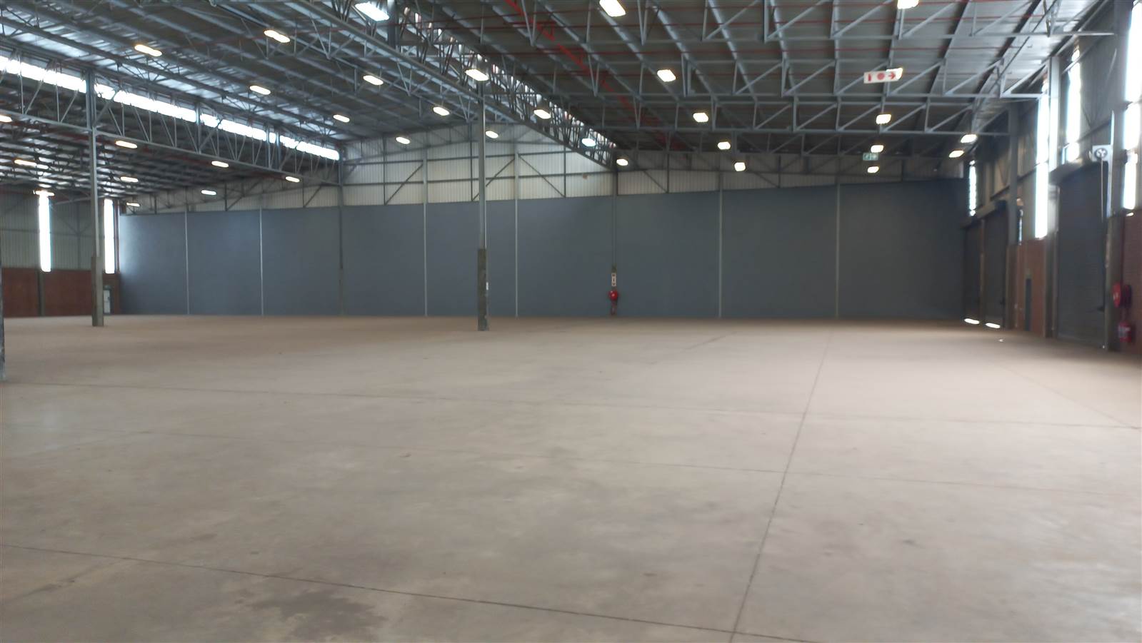 3983  m² Industrial space in Pomona photo number 5