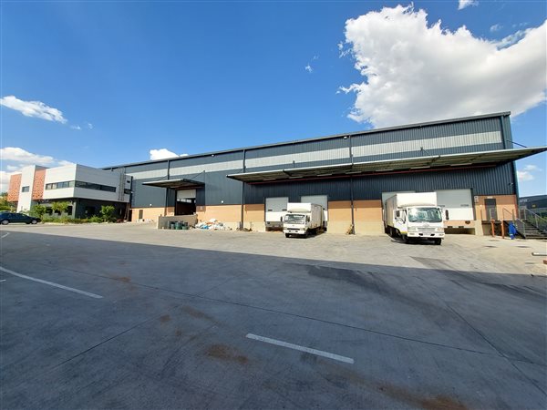 3259  m² Industrial space in Louwlardia