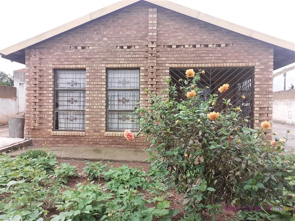 3 Bedroom House 3 Bedroom House