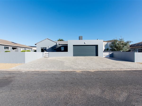 3 Bedroom House 3 Bedroom House