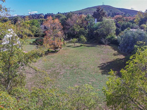 1 102 m² Land 1 102 m² Land