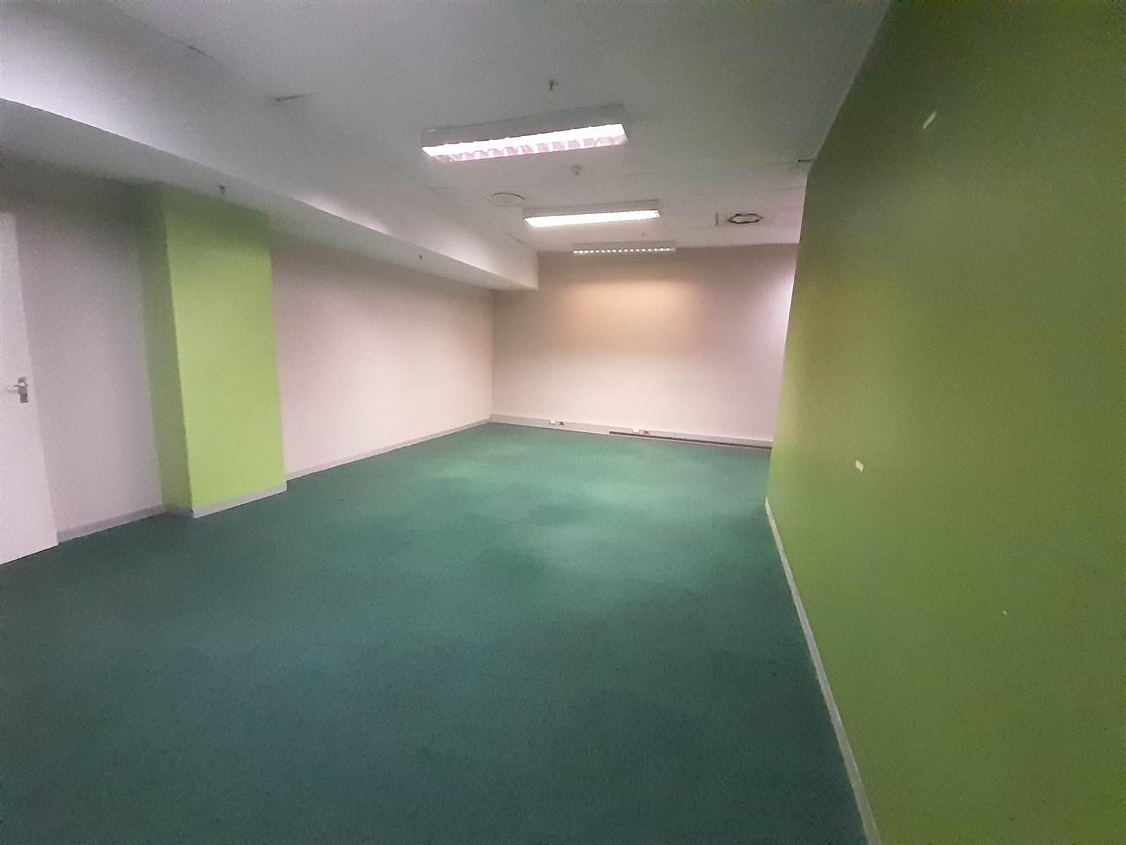 211.2  m² Commercial space in Durban CBD photo number 4