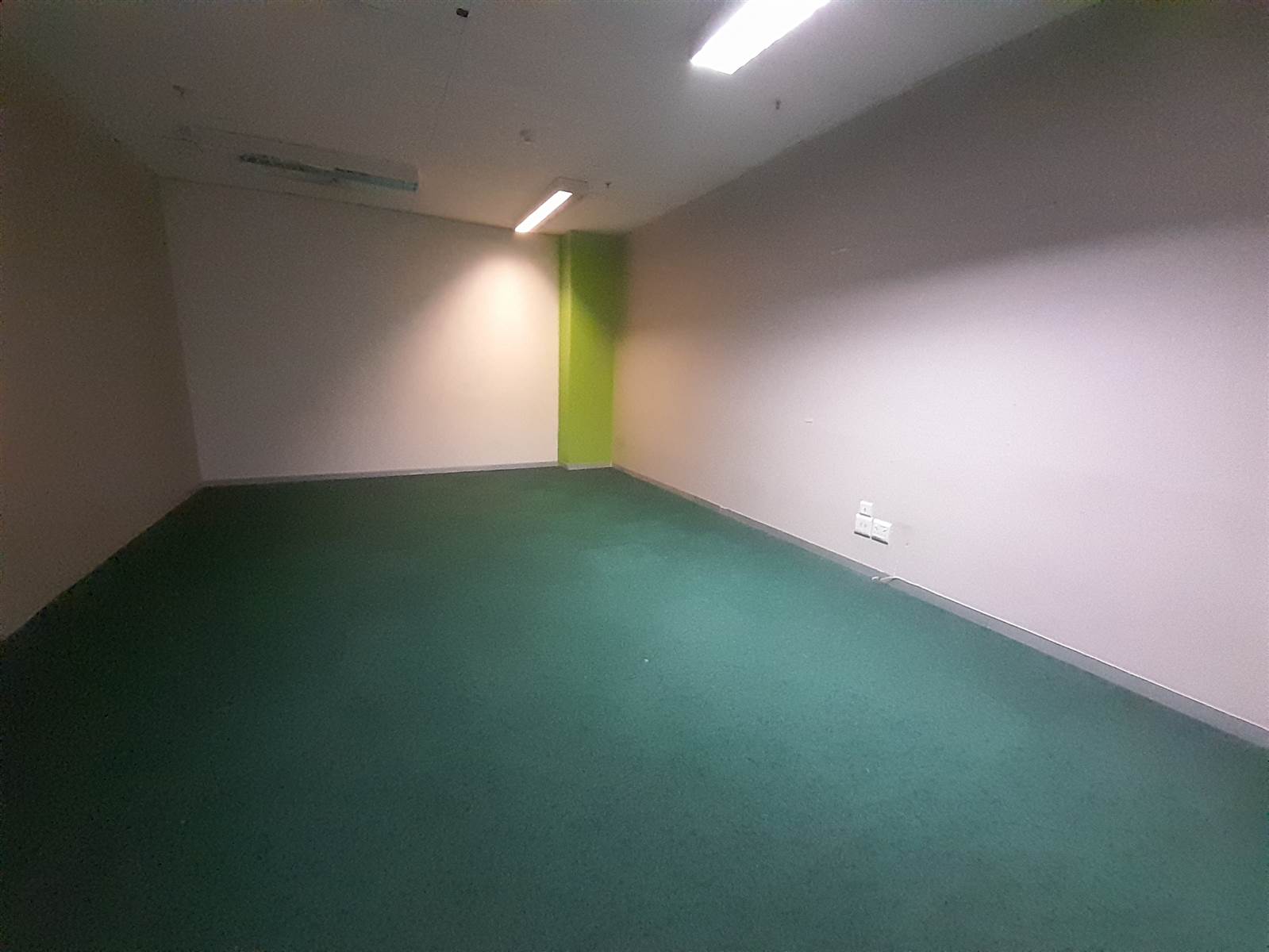 211.2  m² Commercial space in Durban CBD photo number 15