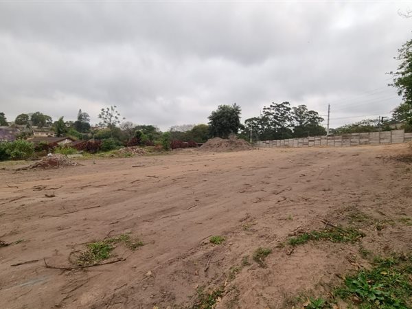 1920 m² Land available in Northdene