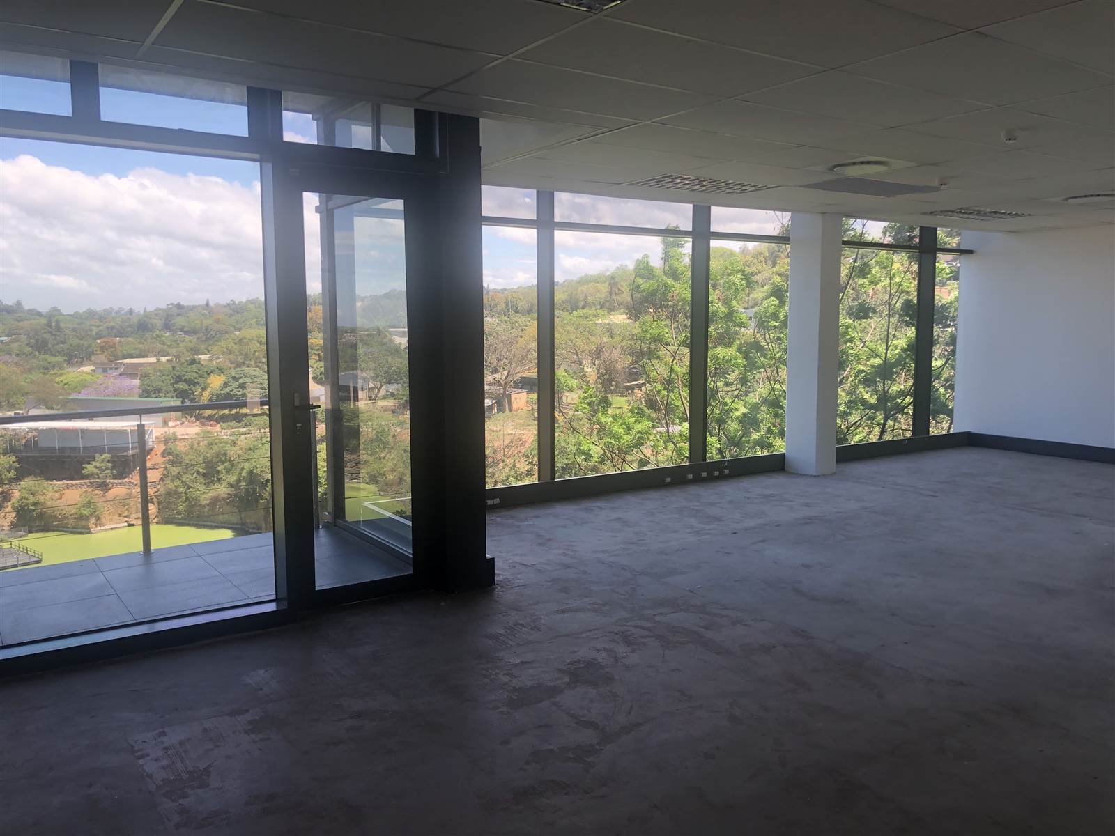 122  m² Commercial space in Westville photo number 6