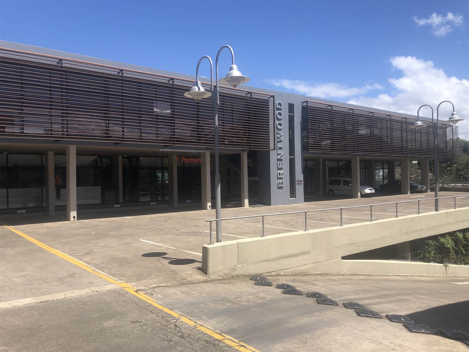 122  m² Commercial space in Westville photo number 2