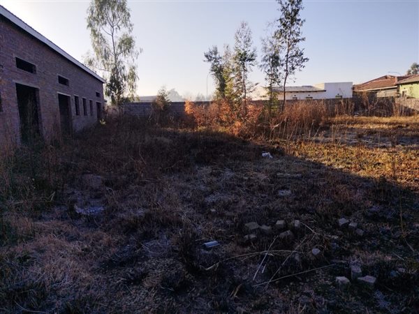 800 m² Land 800 m² Land