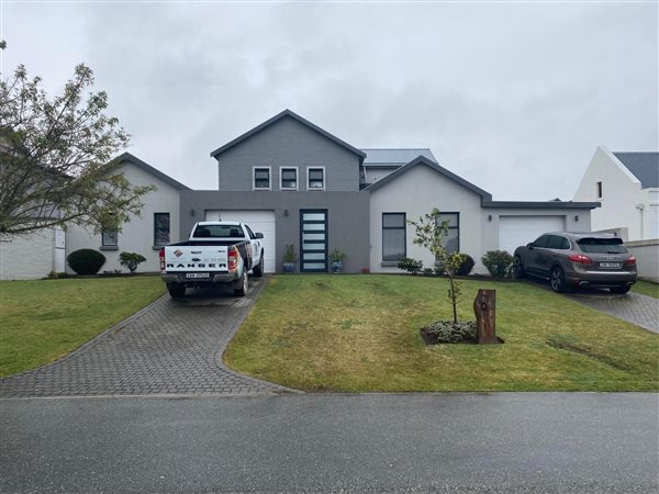 3 Bedroom House 3 Bedroom House