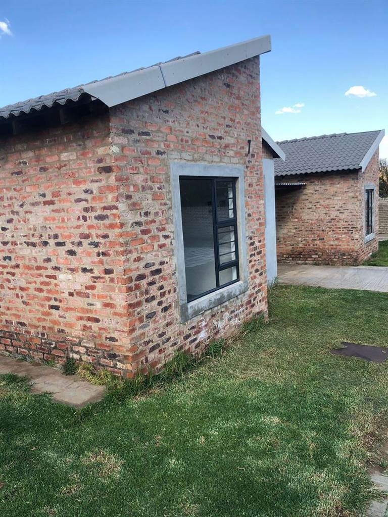 2 Bed Simplex in Ikageng photo number 26