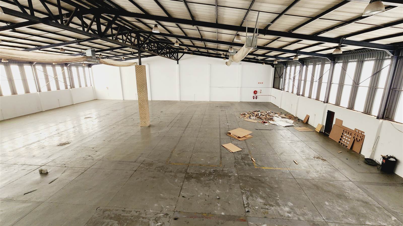 1311  m² Industrial space in North Riding photo number 16