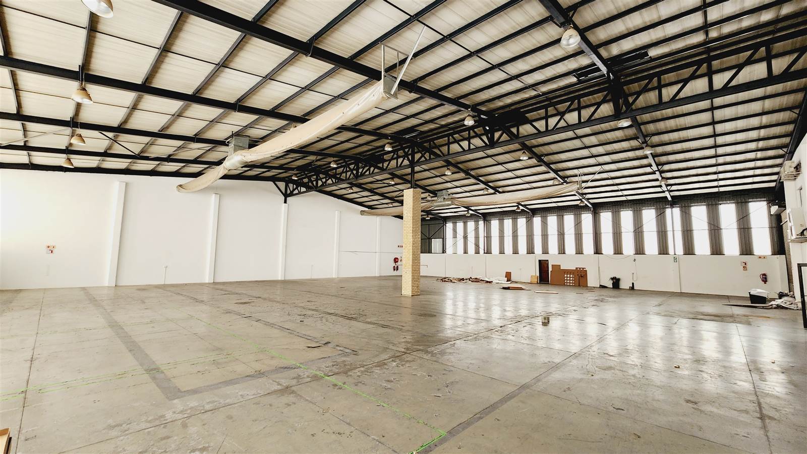 1311  m² Industrial space in North Riding photo number 9