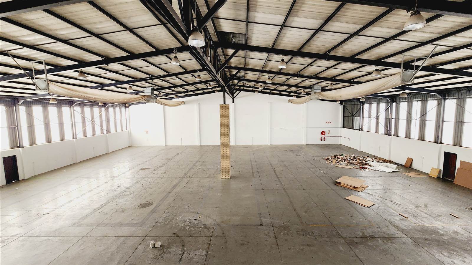 1311  m² Industrial space in North Riding photo number 19