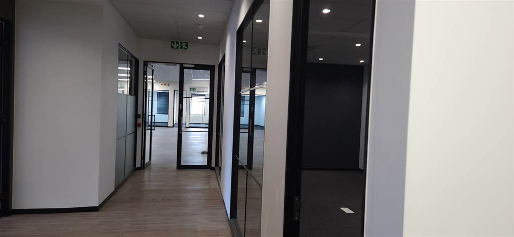 1095  m² Office Space in Milnerton Central photo number 6